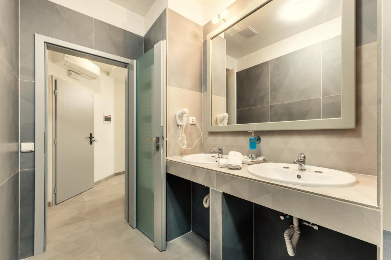 Vincanto Rooms Old Town ปราก ภายนอก รูปภาพ